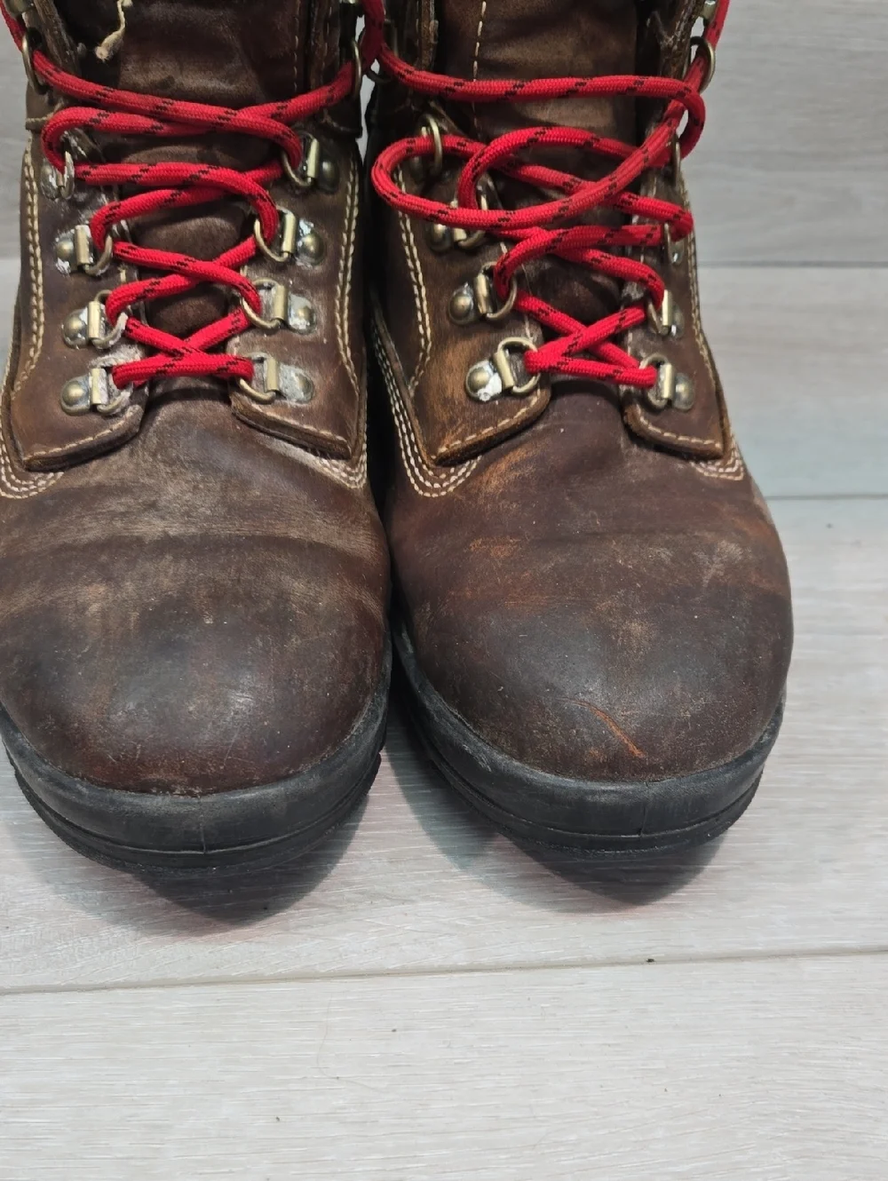 Vintage Wolverine Men’s Brown Soft Toe Work Boots with Red Laces Shoes Sz 7M